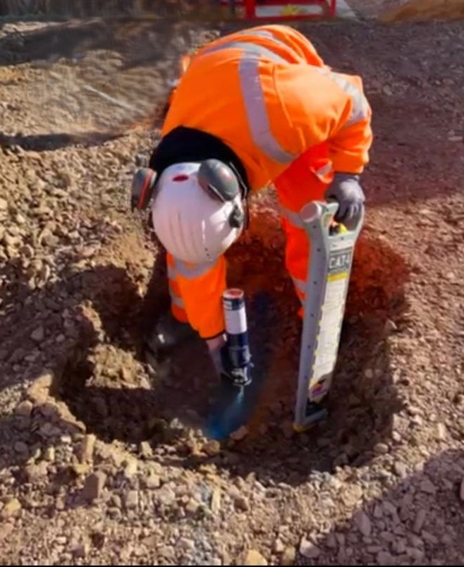 EUSR Category 1 & 2 Combined: Locate Utility Services & Implement Safe (Digging) Excavating Practices